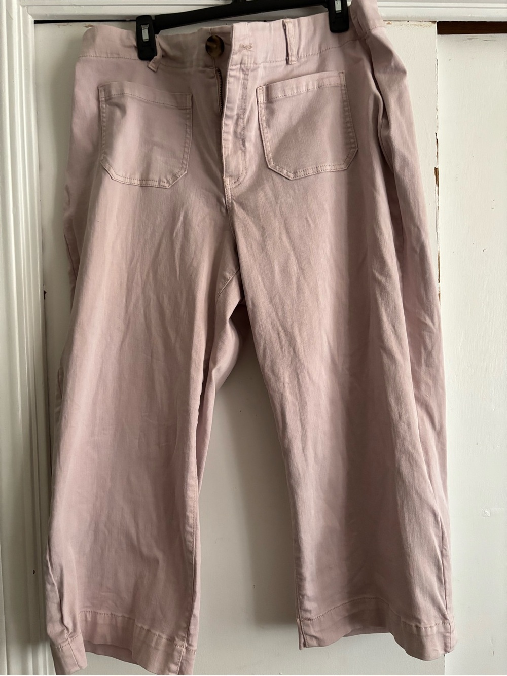 Nurture Pale Pink Cropped Pants